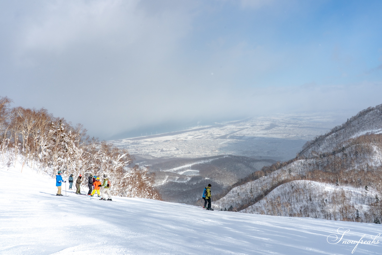 2026【4FRNT GUERRILLA RIDE EVENT】｜アメリカからやってきたゲストライダーたちが、サッポロテイネを滑る、飛ぶ！！